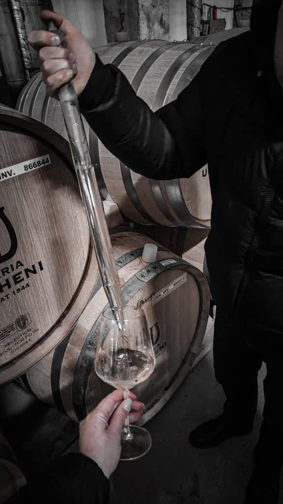 degustare de vin crama moldova vinaria ungheni produse moldovenesti