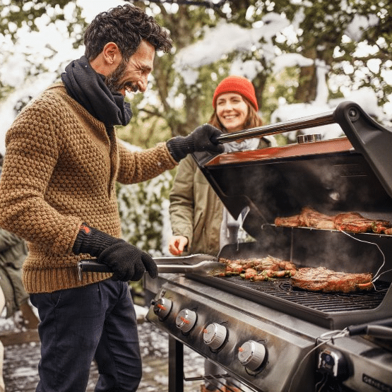 couple grill cooking curs gatit cuplu